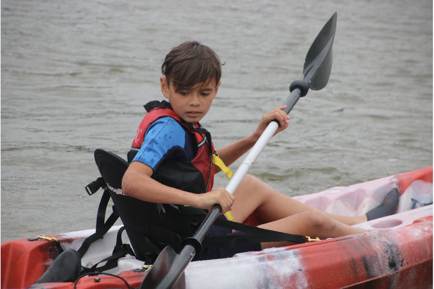 100 sport kayak